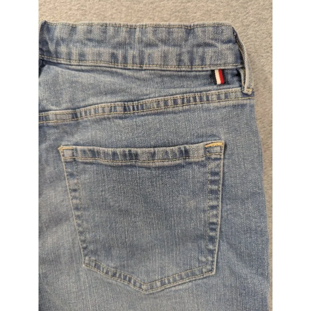 Tommy Hilfiger Denim Shorts Womens SZ 6 Blue whiskers Bermuda Rolled Cuffs Boho - Picture 10 of 14